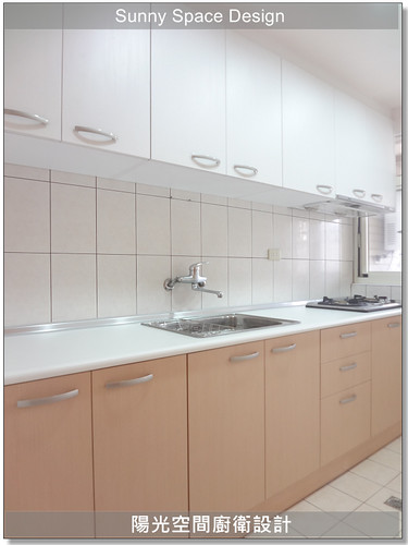 簡約俐落的整體廚房設計