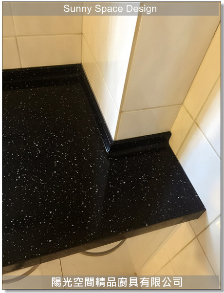 單水槽搭配可拆式滴水盤