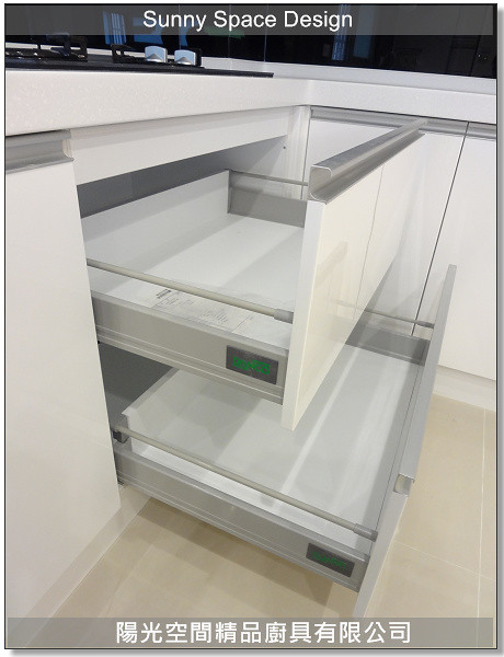 主廚房L型轉角收納