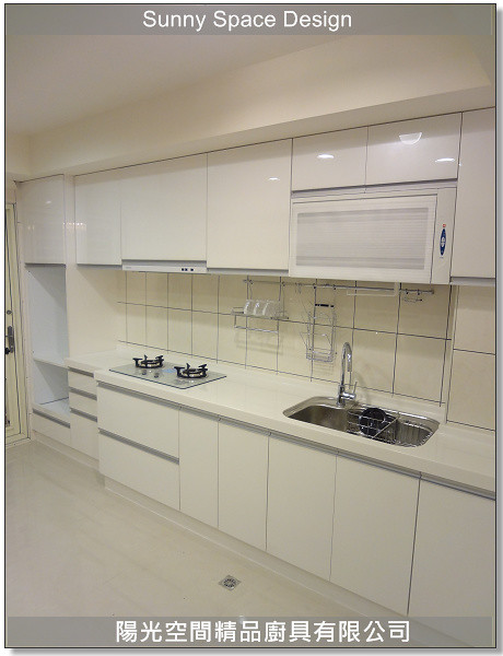 包柱設計與電器櫃深度調整細節