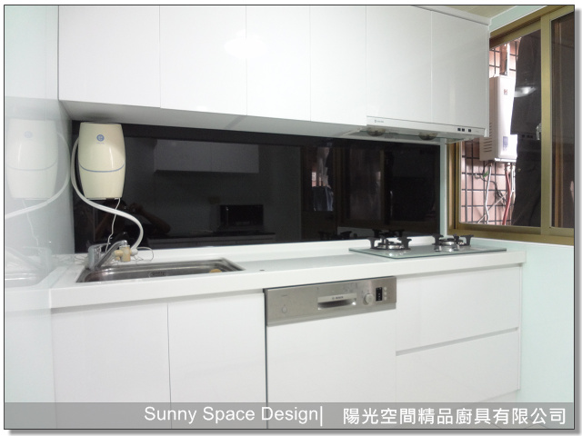 212cm 一字型廚房設計｜BOSCH 洗碗機×櫻花瓦斯爐