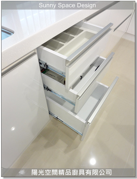 中島外凸檯面設計細節