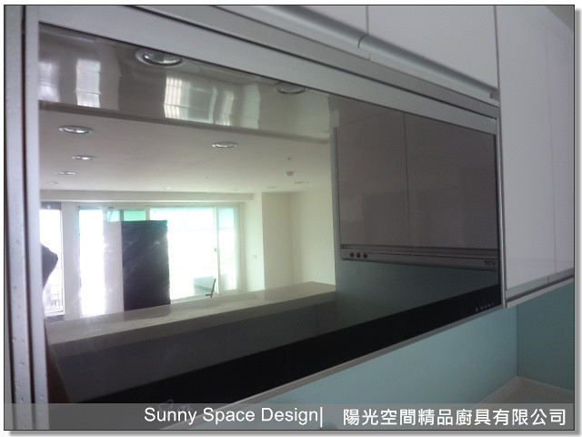 電器櫃配置微波爐電鍋收納