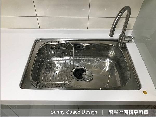 瑋俊U1-760水槽與下崁工法特寫