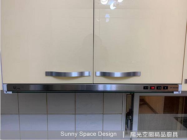 背面40cm淺櫃收納設計