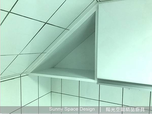 水晶門板502與G型鋁把手