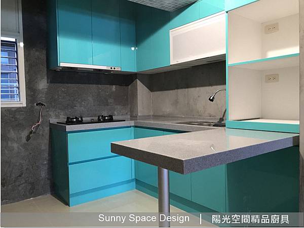 LG人造石檯面與水槽配置