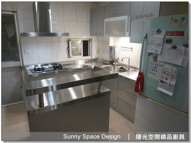 桃園龍昌路不鏽鋼廚具L型加中島全景