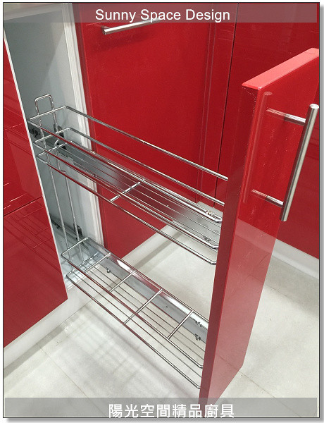 上櫃底端補光燈管照明效果