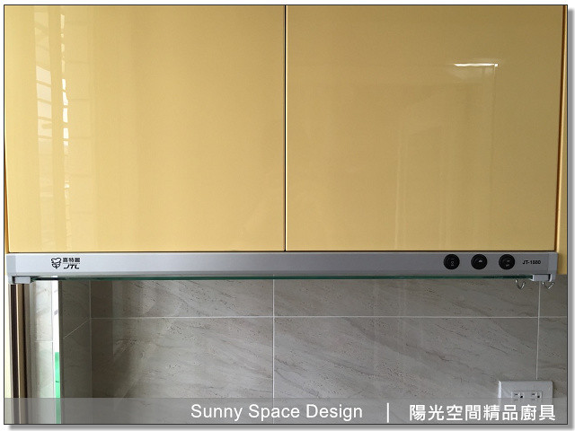 爐下緩衝拉籃收納鍋具