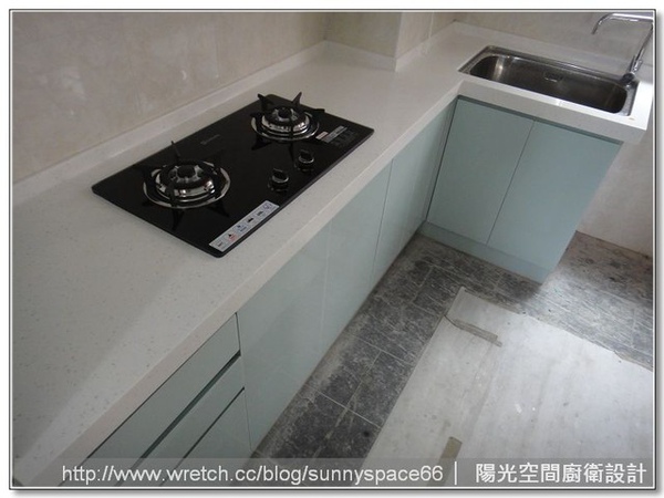 L型轉角補板與門片開啟順暢度