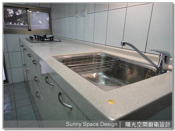 上封板防塵設計細節