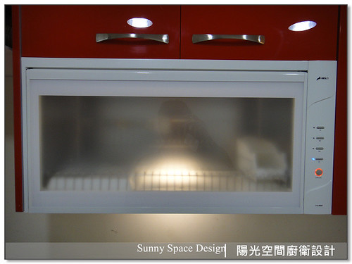 三星人造石檯面與豪山黑玻瓦斯爐