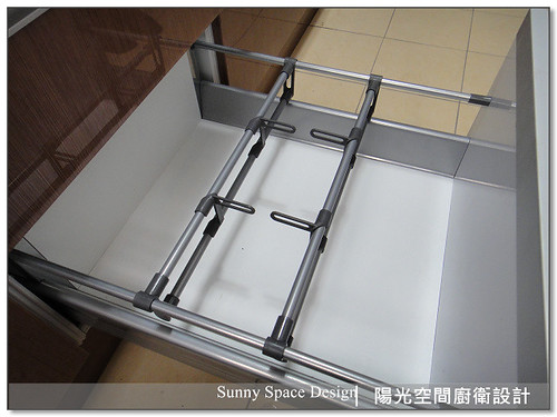 鋁抽屜滑軌結構展示