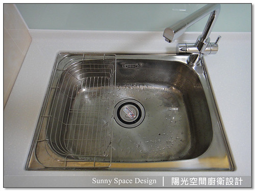 Smeg 烤箱與雙側拉收納配置