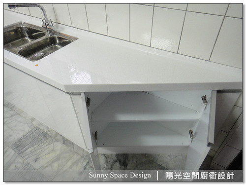 隱藏式瓦斯桶收納櫃