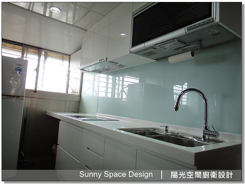 BOSS 伸縮龍頭與水槽使用畫面