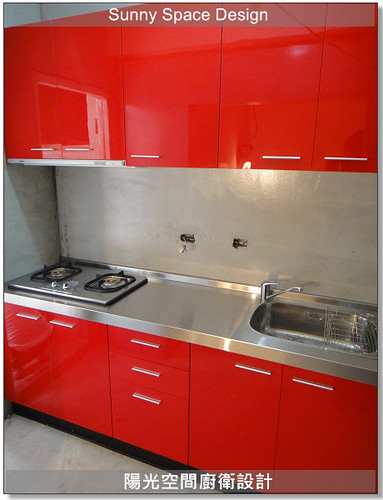 廚房整體完工熱血氛圍