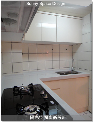 韓國人造石檯面與豪山玻璃爐