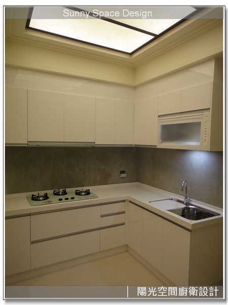 烤漆玻璃施工前後差異