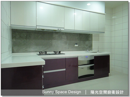 土城慶利街上白下紫 L 型廚房全景