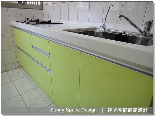 林內隱藏式排油煙機與吊櫃