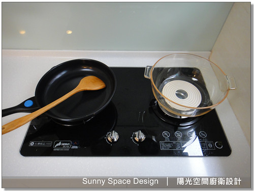 80cm 吧檯與開放式廚房配置