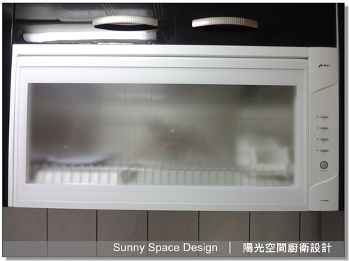 不鏽鋼檯面一體成型水槽細節