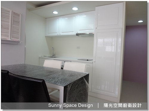 鄉村風亮面門板細節