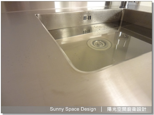 WT-1540水槽與檯面完美接縫