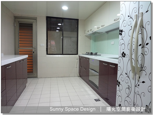 櫻花落地式烘碗機 Q-7592A 配置