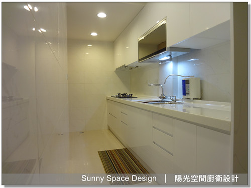 豪山隱藏式抽油煙機與六面結晶鋼烤櫃體