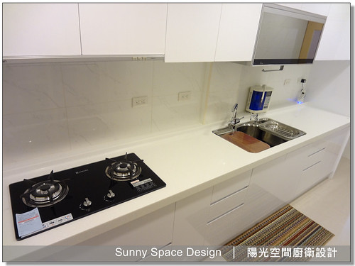 櫻花G-2511GB黑玻璃爐與斜把手門板