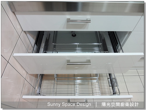 板橋金門街不銹鋼檯面廚房全景