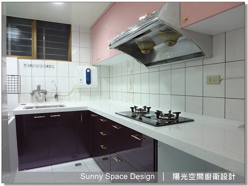 櫻花雙口玻璃爐 G-2511 與粉紫廚具組的搭配實景