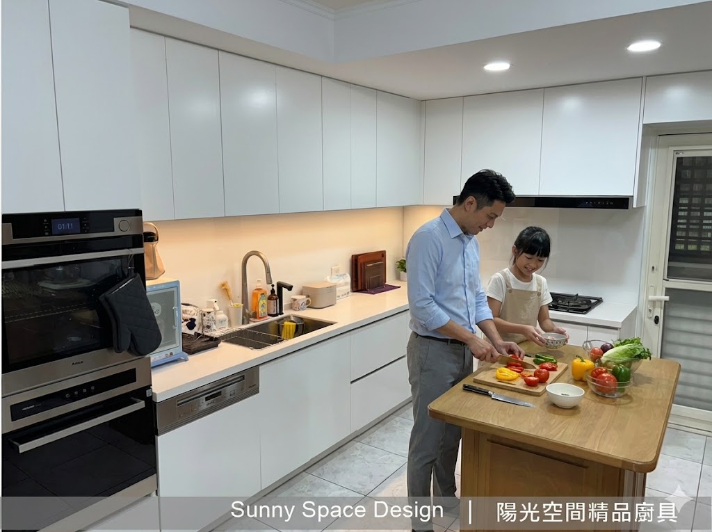 新北樹林大安路 L 型 469x274cm 北歐風親子廚房改裝前後對比