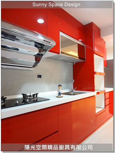 整體完工後熱情明亮的氛圍