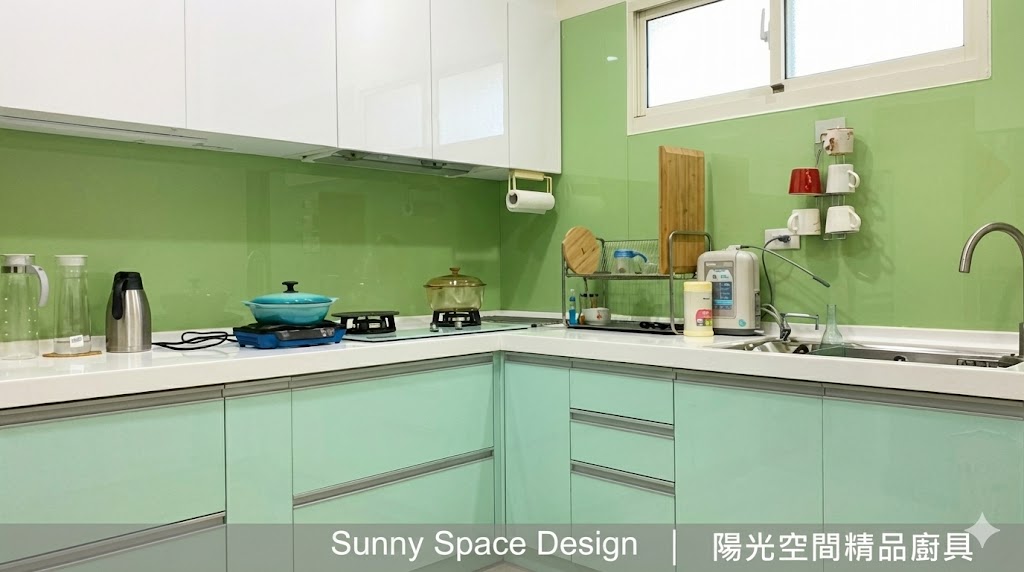 土城學府路綠色水晶門板L型廚具完工照