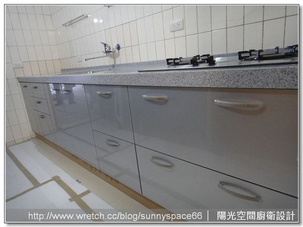 木三抽屜收納配置