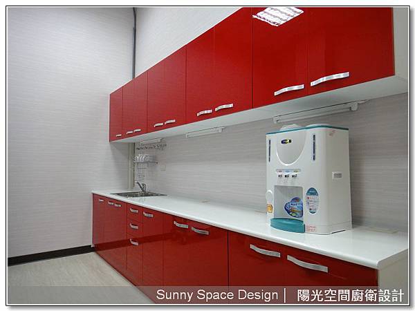 工作室展示櫃T5燈管照明效果