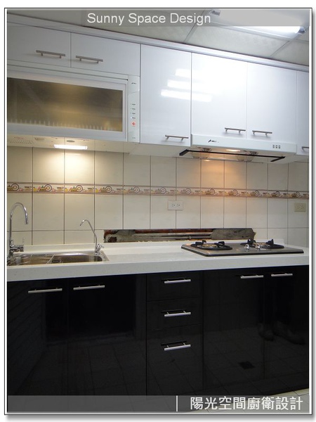 完工後清爽耐看的廚房氛圍