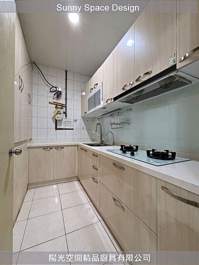 瓦斯爐與操作動線