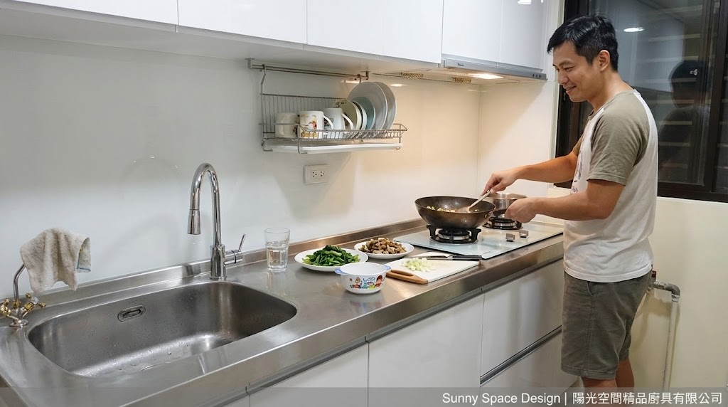 土城金安街不鏽鋼二字型廚具完工照