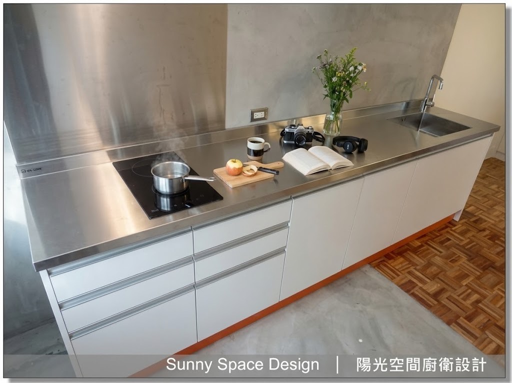 永和豫溪街不銹鋼檯面廚房 × 美耐門板 × TAKE 電陶爐