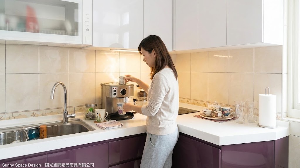 新店光明街L型廚具上白下紫配色完工照