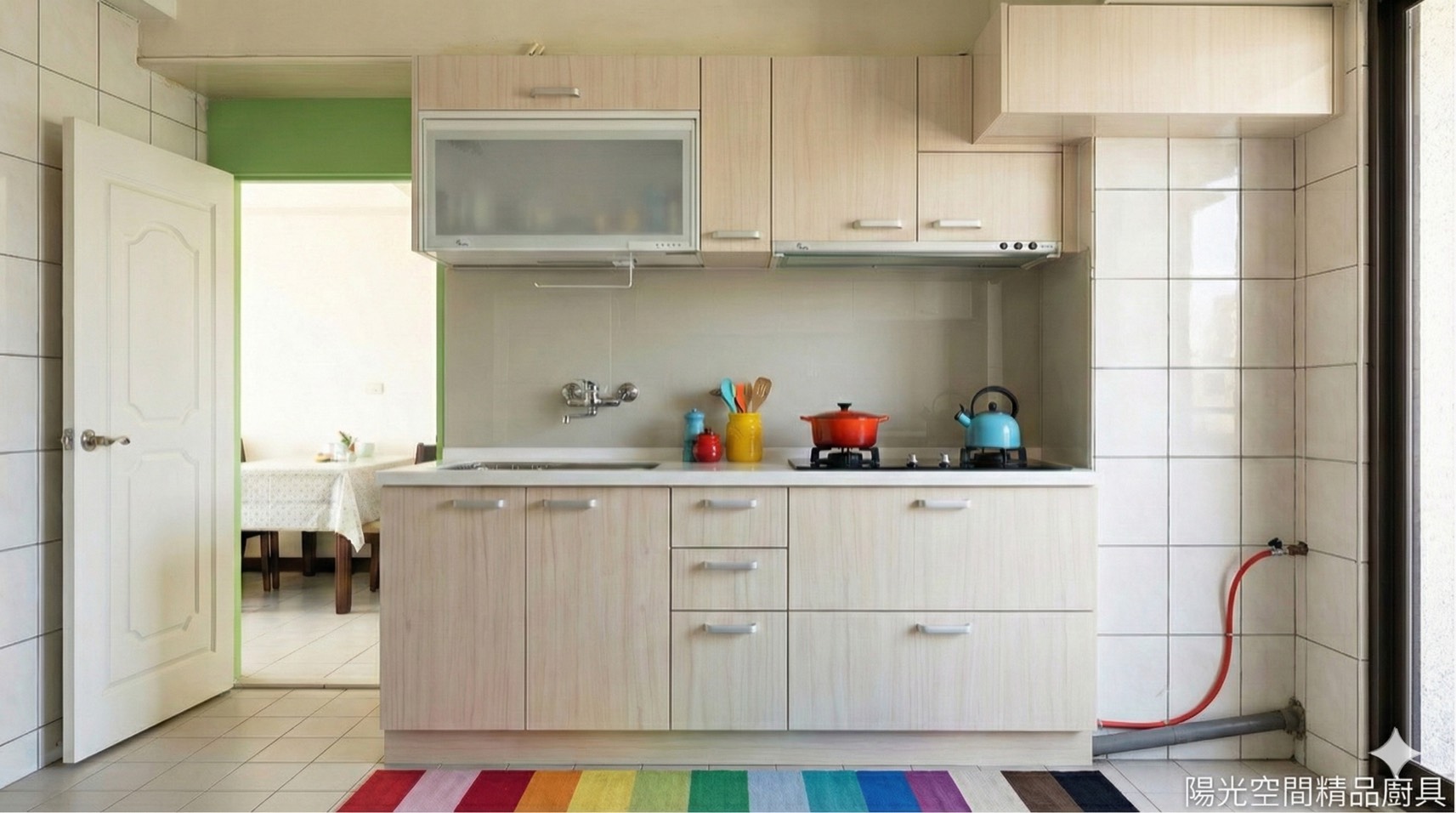 萬華區萬大路一字型廚房 暖色系水晶門板完工照